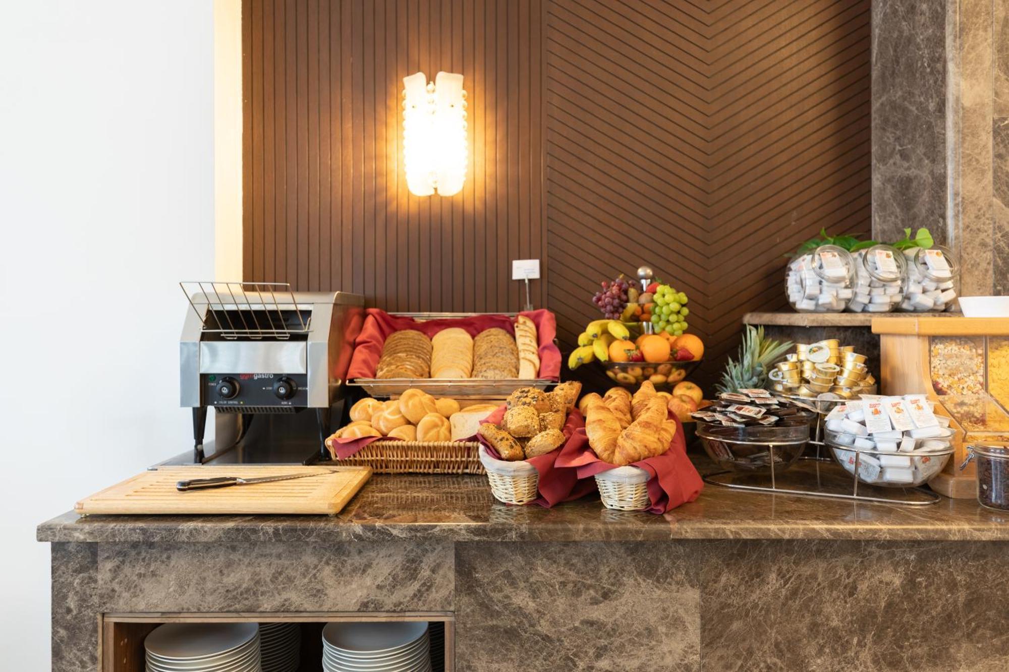 Select Hotel Prinz Eugen Wien Dış mekan fotoğraf